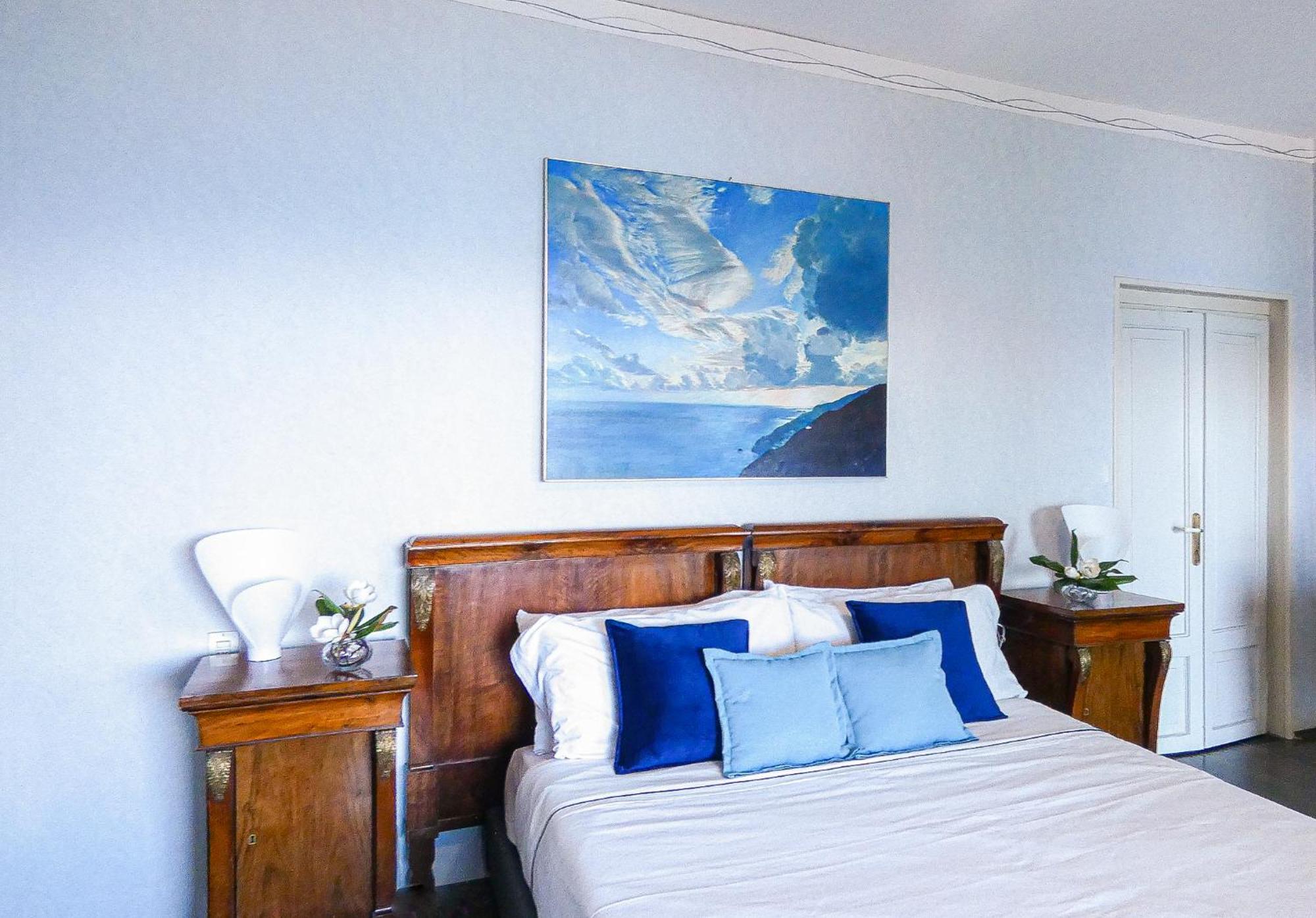 Luxury Lakeside Apartment Right On The Water ซาโล ภายนอก รูปภาพ
